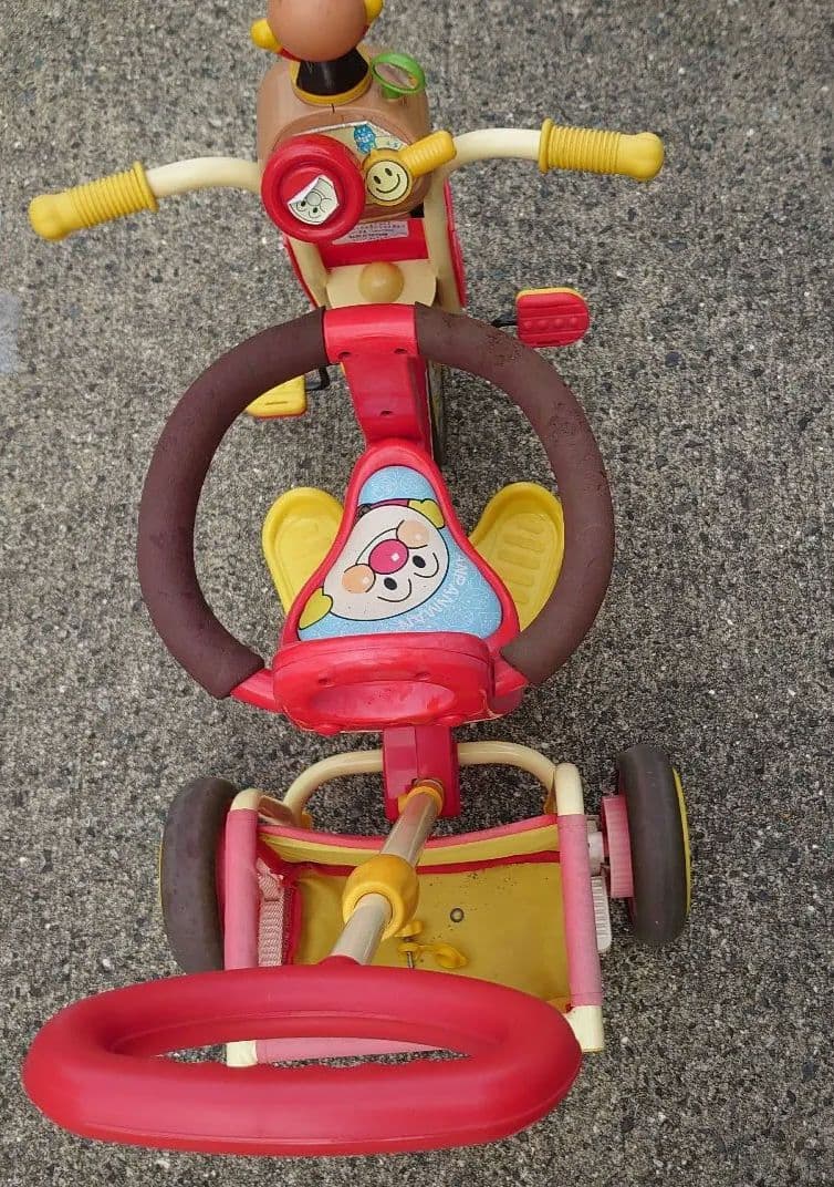 アンパンマン 三輪車 赤/黄色