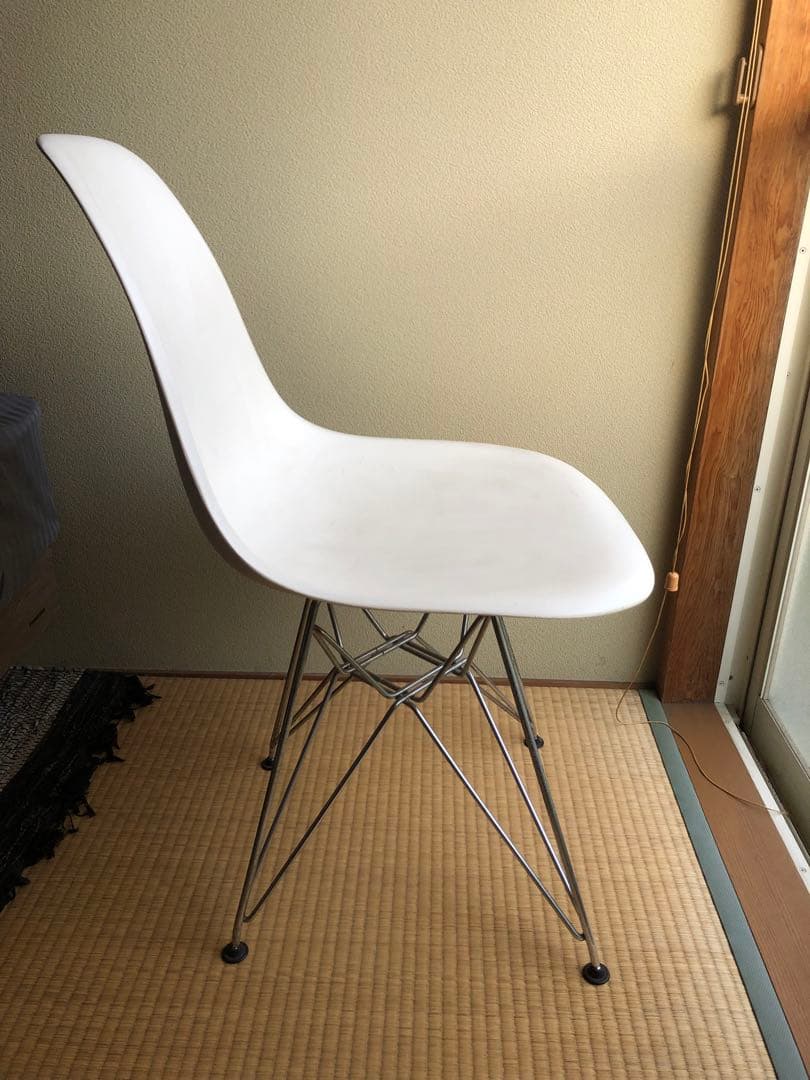 【正規品】ハーマンミラー　イームズ　シェルチェア　ホワイト