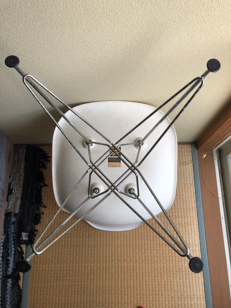【正規品】ハーマンミラー　イームズ　シェルチェア　ホワイト