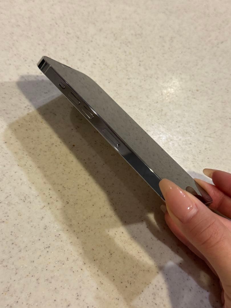 【明日また値上げします】Apple iPhone 13 Pro 本体