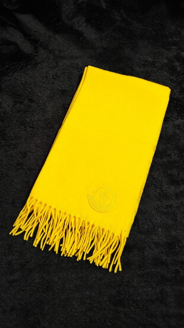 あさこのママ‼️MONCLER モンクレール ビッグロゴ フリンジマフラー