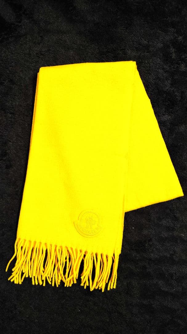 あさこのママ‼️MONCLER モンクレール ビッグロゴ フリンジマフラー