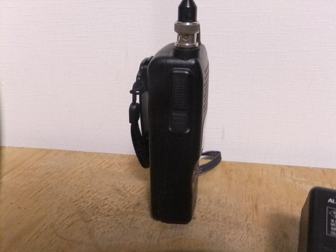 ☆最終値下！アルインコ　430MHz帯FMハンディ機　DJ-493（現状渡し）☆