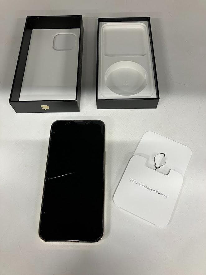 Apple iPhone 13 Pro 本体　ゴールド128GB