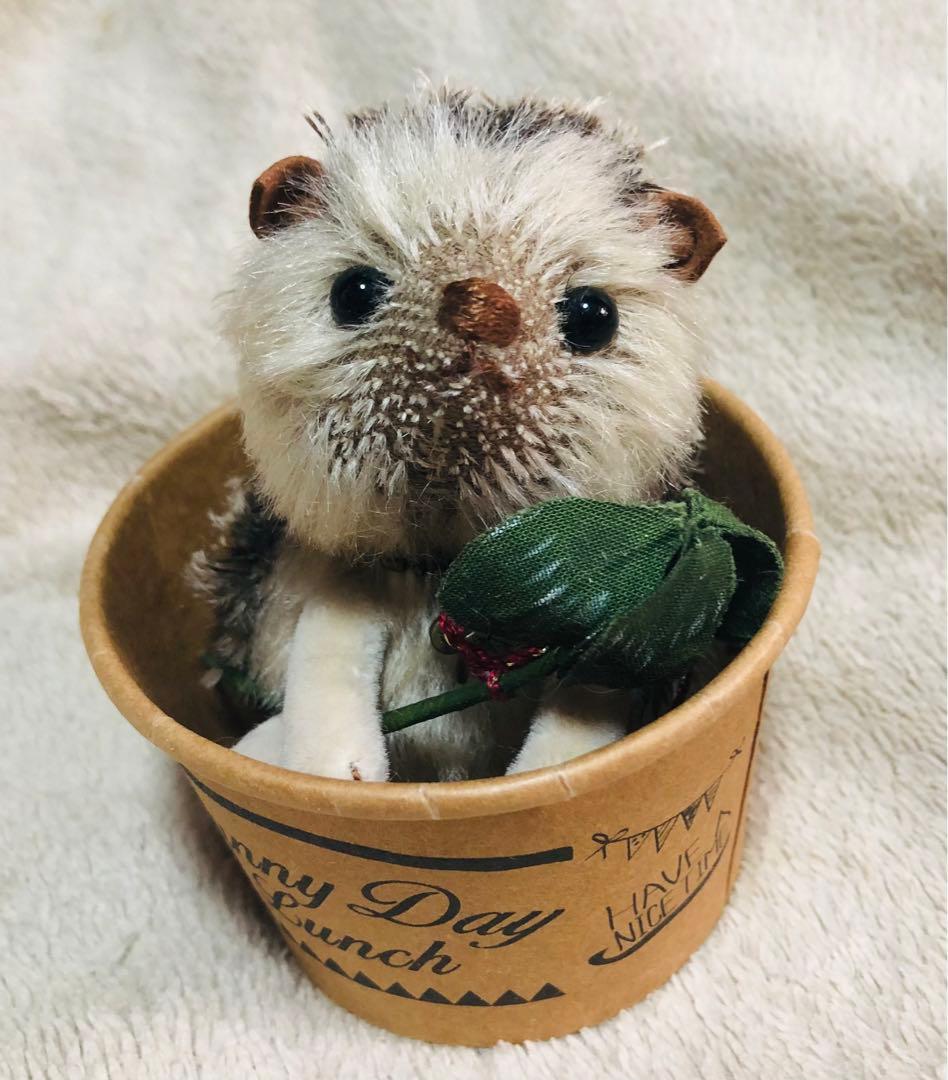 ゆぅ　ハリネズミ　ハンドメイド　作家様　ぬいぐるみ