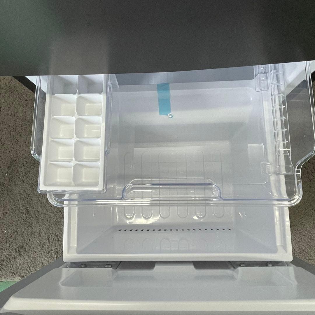 シャープ　冷蔵庫　一人暮らし　小型　つけかえ対応ドア　設置無料　綺麗　中古　黒