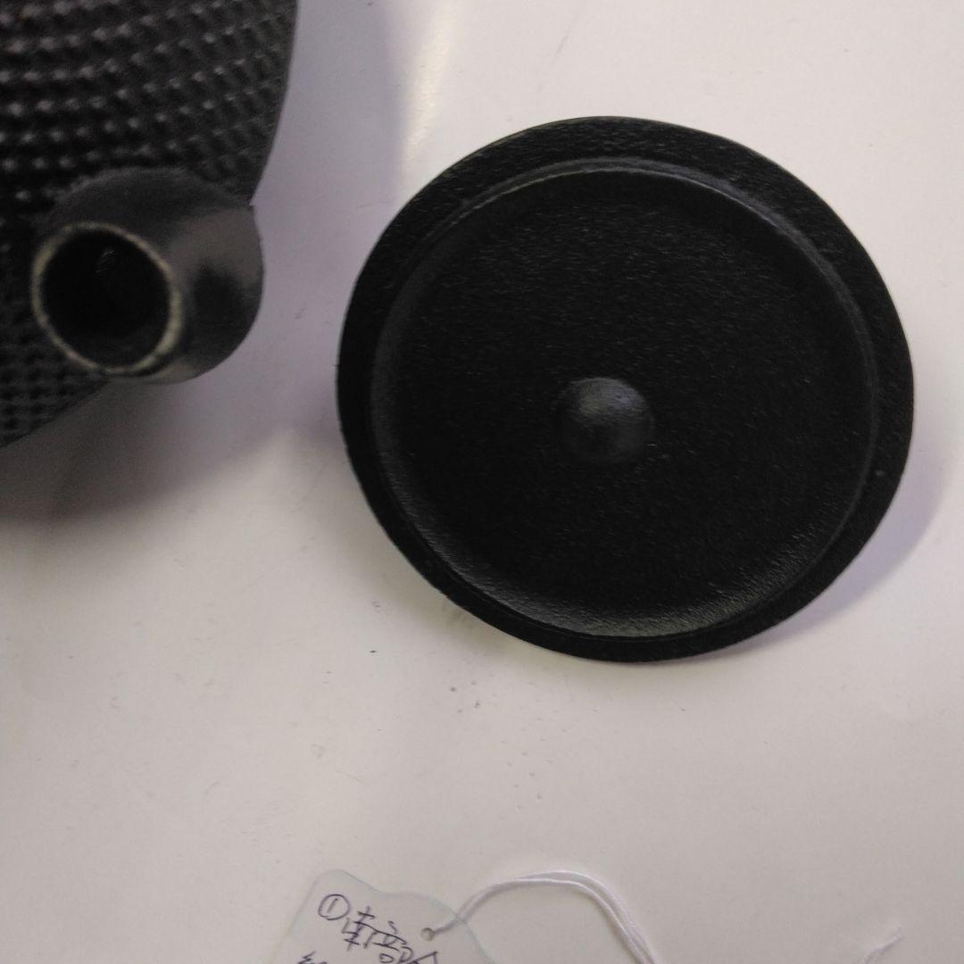 黒い鋳鉄製鉄瓶 凹凸デザイン