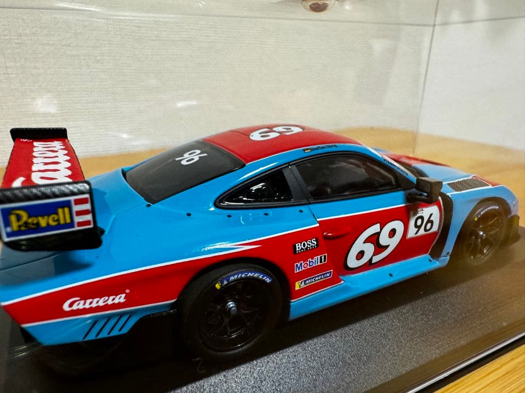 【MINICHAMPS】限定1500台 Porsche 935 #69