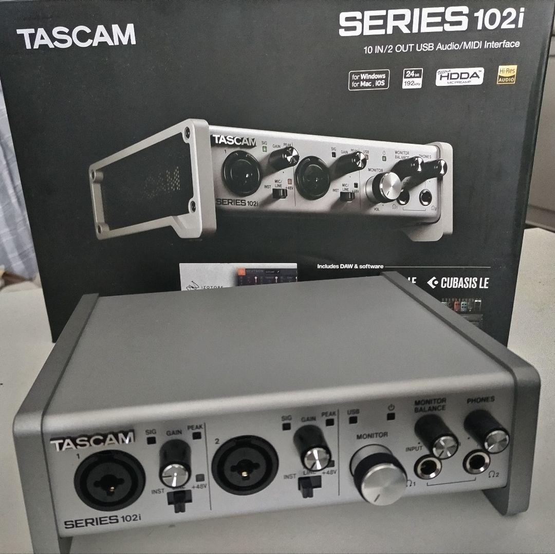 TASCAM SERIES 102i USBオーディオインターフェイス