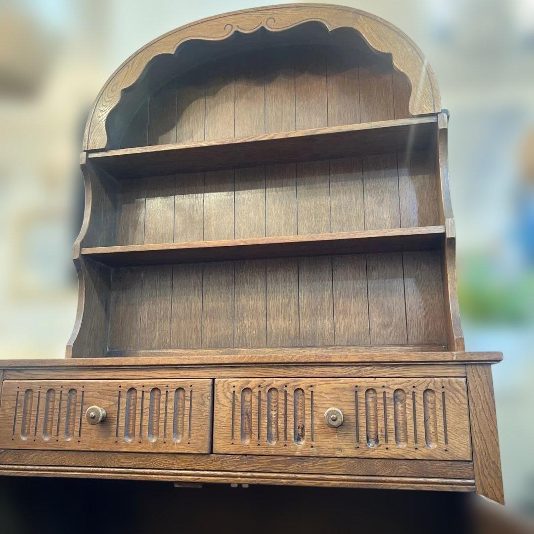 英国アンティーク木製キャビネット オープンシェルフ付き