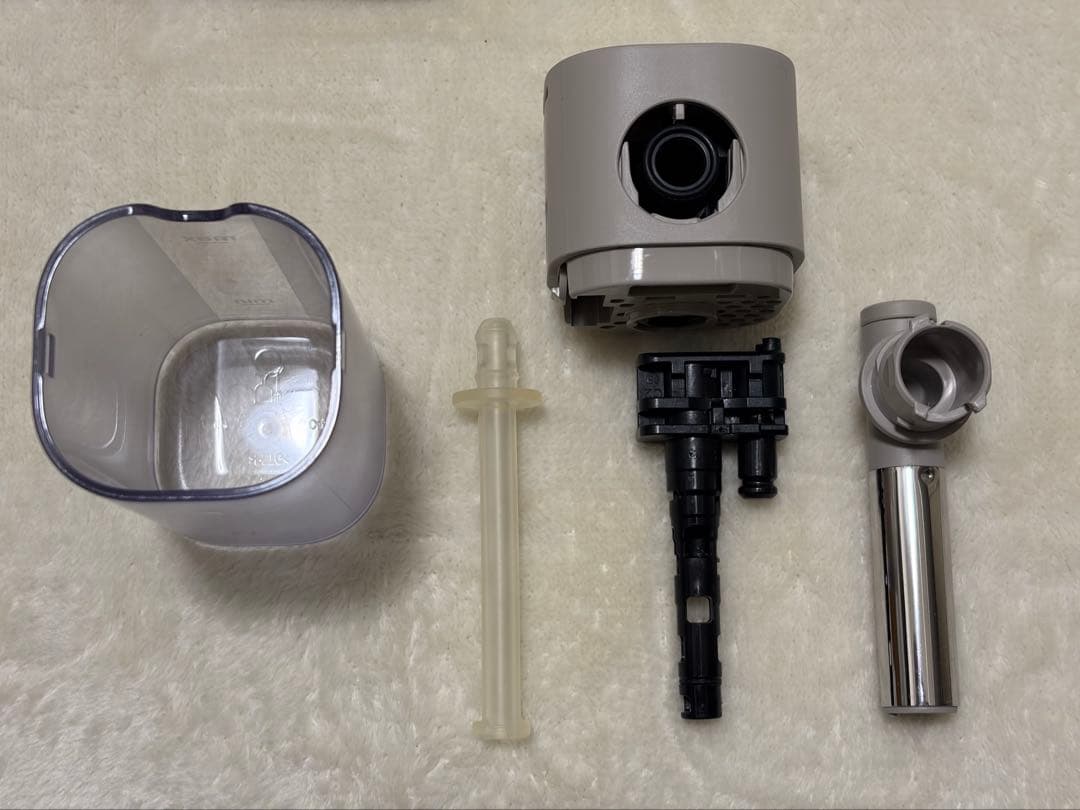 ネスプレッソ ラティシマワン F111-WH-W 2021年製