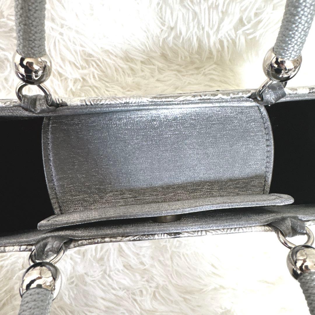 ◆エリス◆シルバー　和柄　和装　高級ハンドバッグ