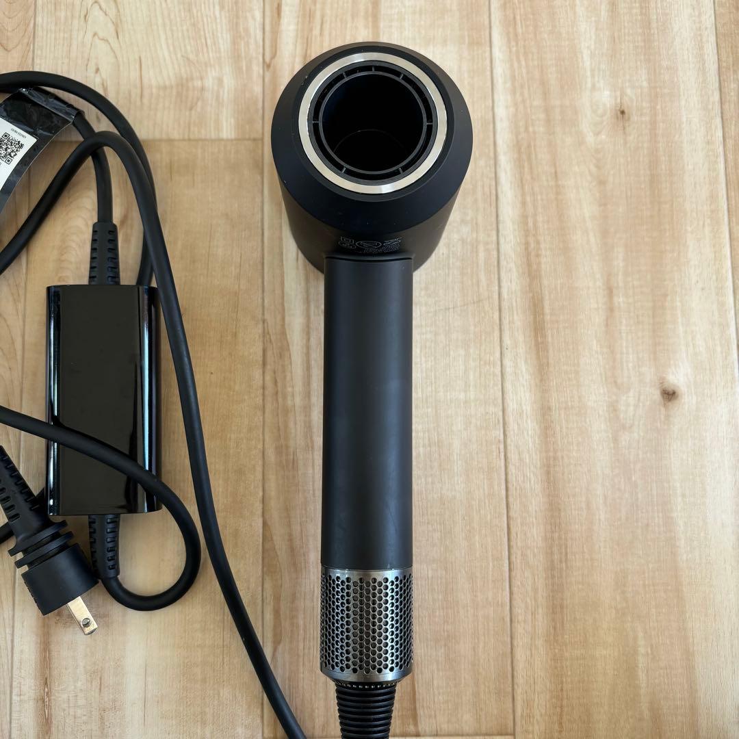【大特価】Dyson supersonic ヘアドライヤー HD-08