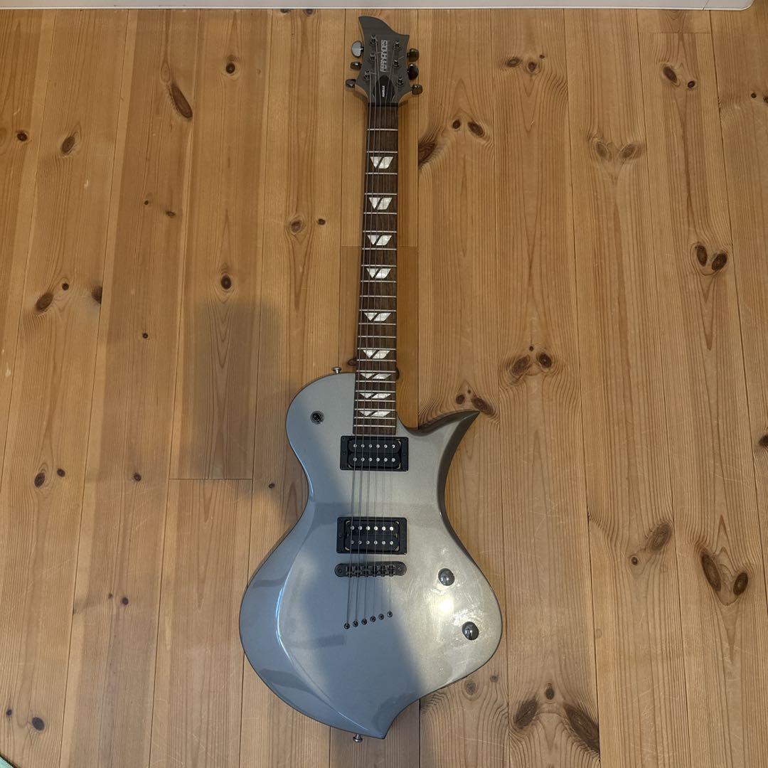 Fernandes Ravelle エレキギター