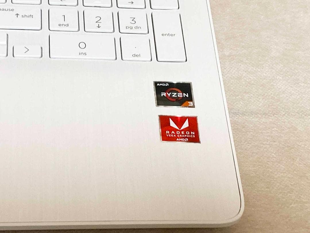 美品　HP ノートPC 15-db0178au