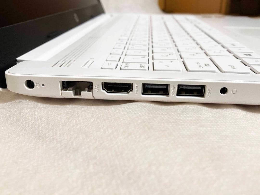 美品　HP ノートPC 15-db0178au