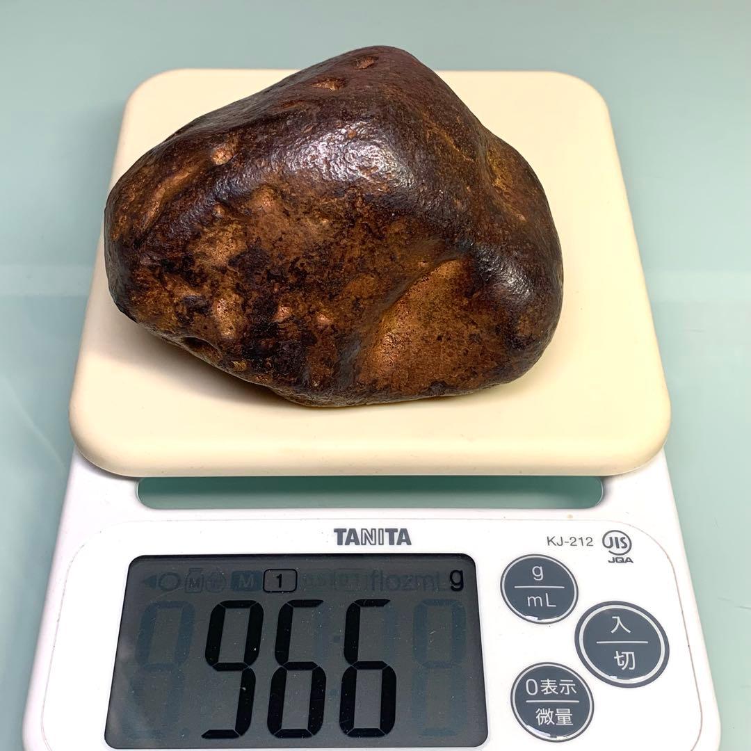 大型　宇宙エネルギーパワー 不思議の石鉄隕石　アンティーク 時代物　約966g