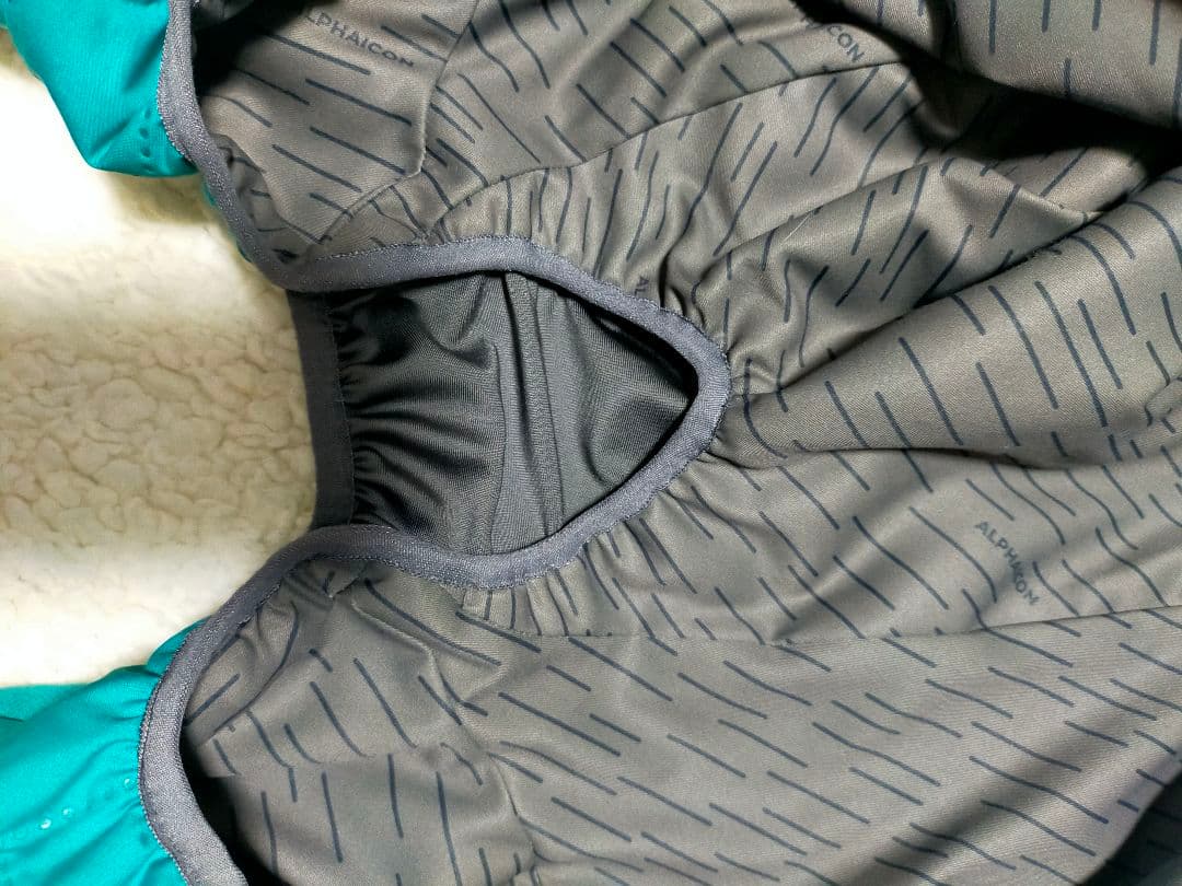 【美品】ALPHAICON　アルファアイコン　ドッグガードエア MLサイズ