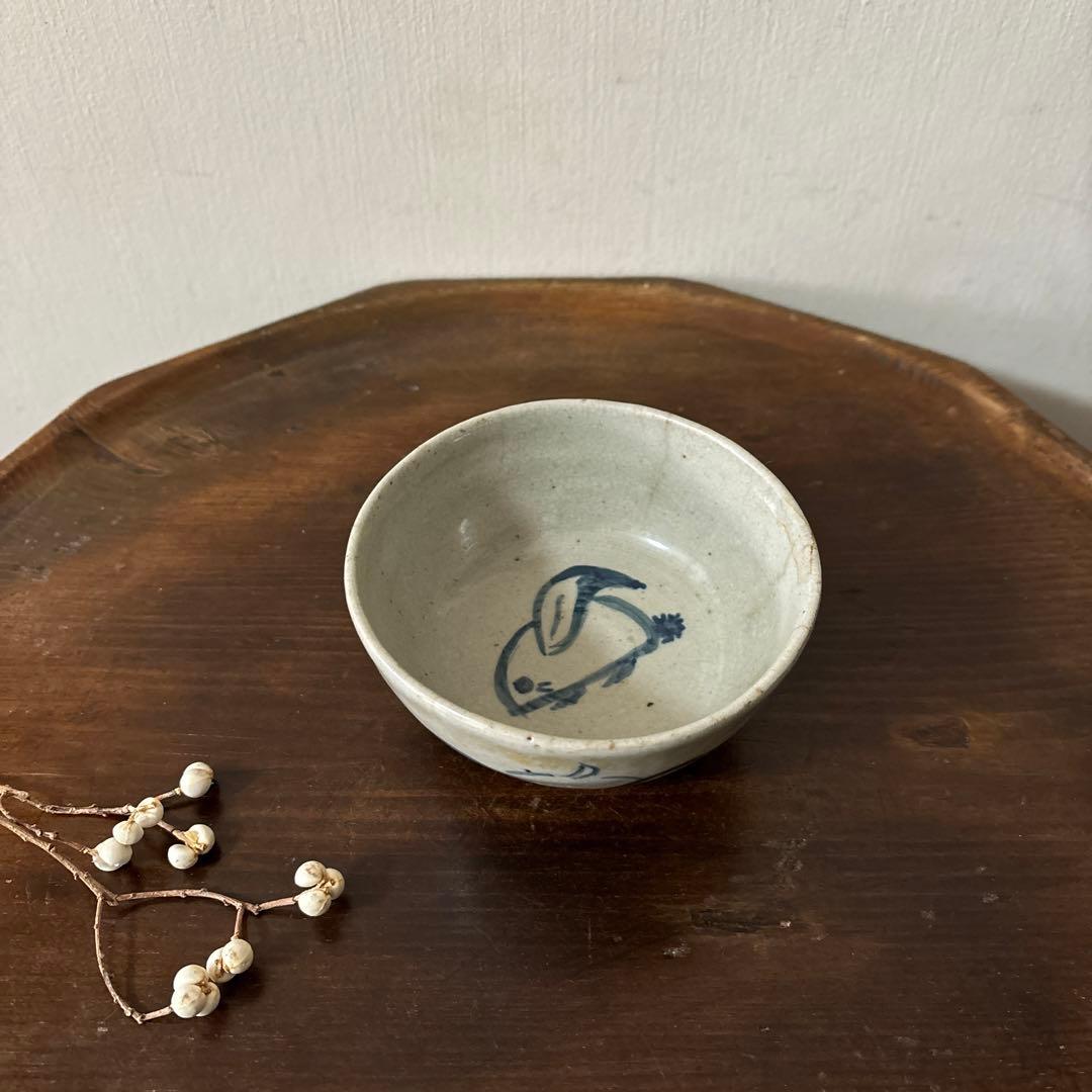 古い染付兎茶碗　うさぎ　ウサギ　骨董　柳宗悦　民藝　青山二郎　白洲正子　検:李朝