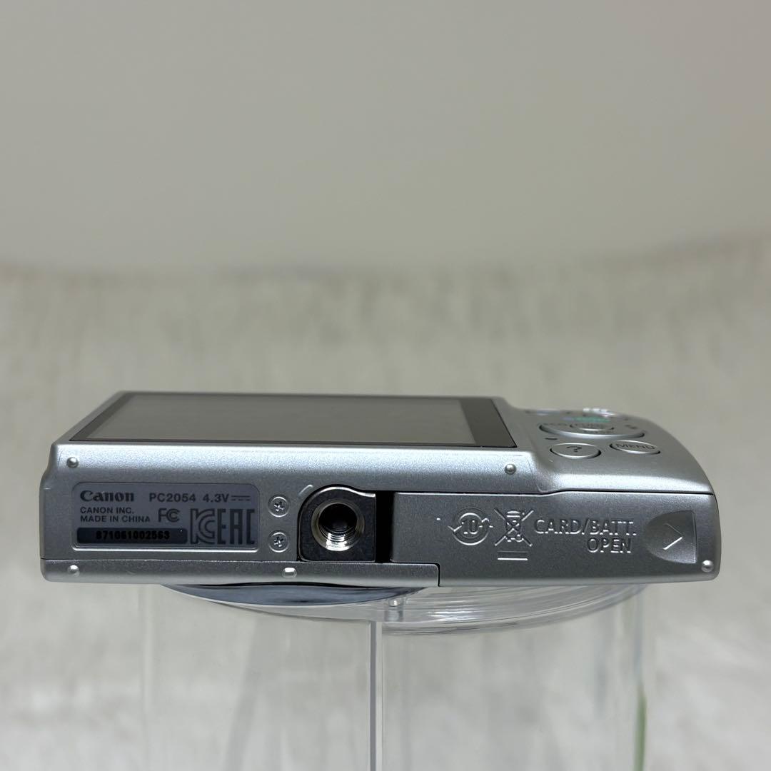 美品　Canon カメラ　IXY 140 PC2054 シルバー　コンデジ　可動