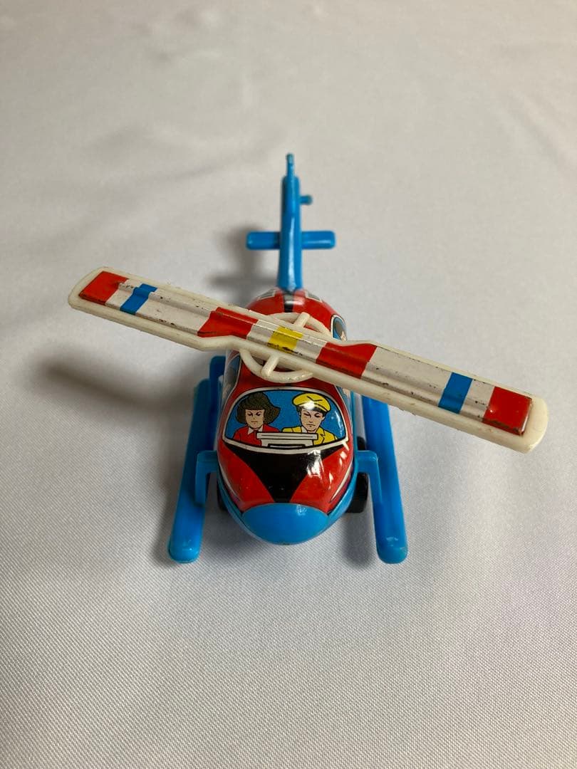 【まとめ売り4点】ブリキ　TONKA 救急車　ヘリ　汽車　イチコー　電車