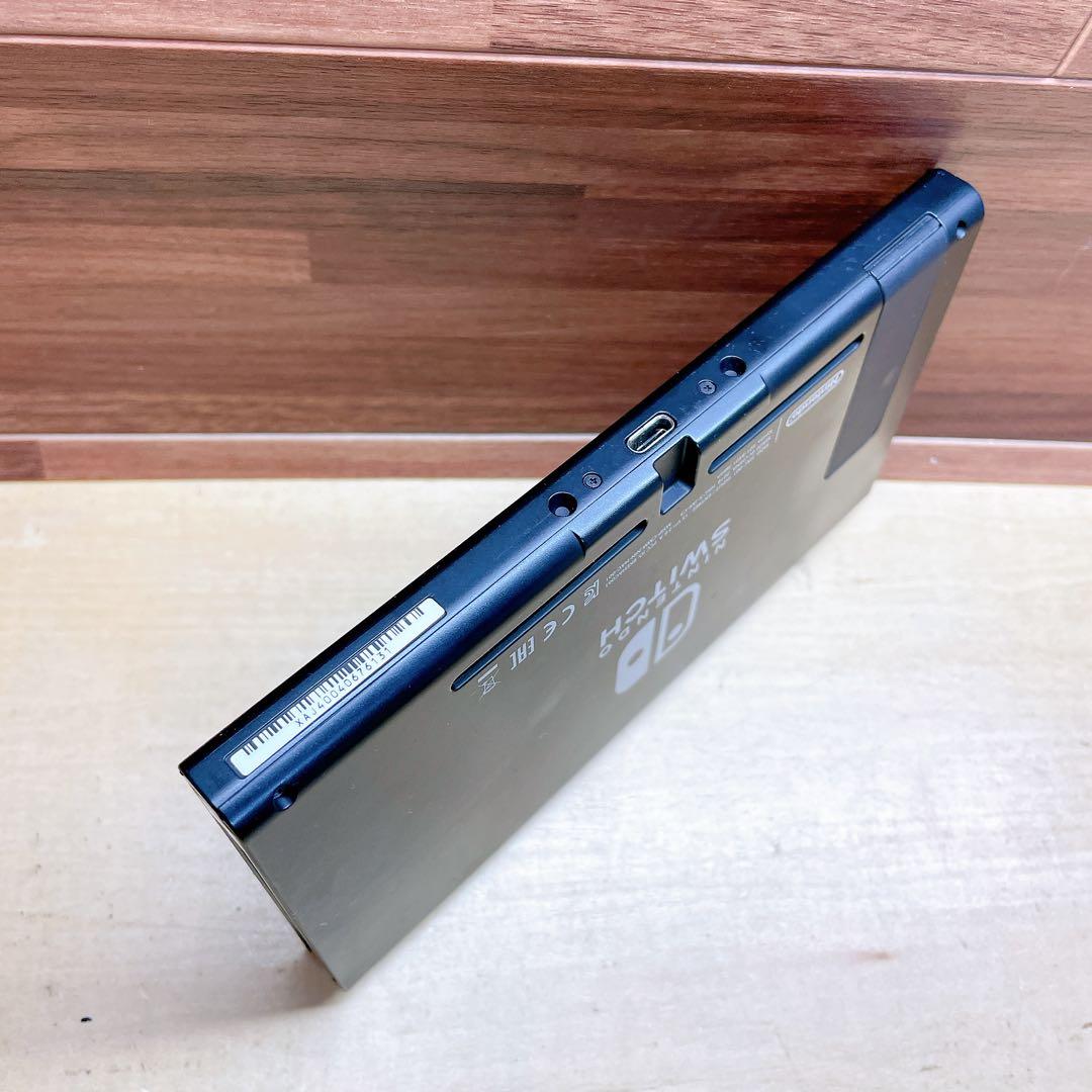 Nintendo Switch 旧型　本体のみ　HAC-001 2018年