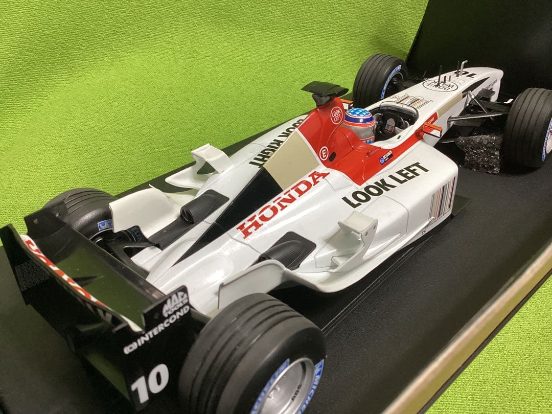 ミニチャンプス 新品 BARホンダ 佐藤琢磨 3,000台限定9×7×26cm