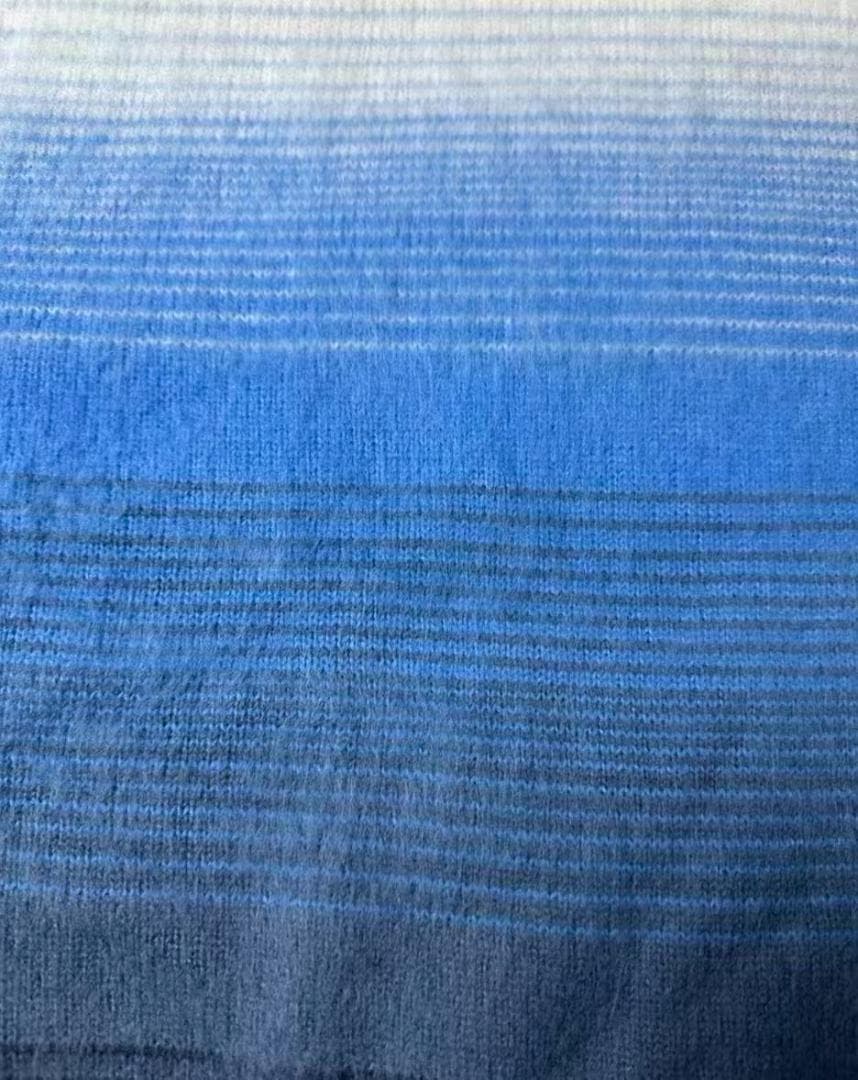 OFF‑WHITE アロー モヘア ワイドフィット ホワイトグラデーション