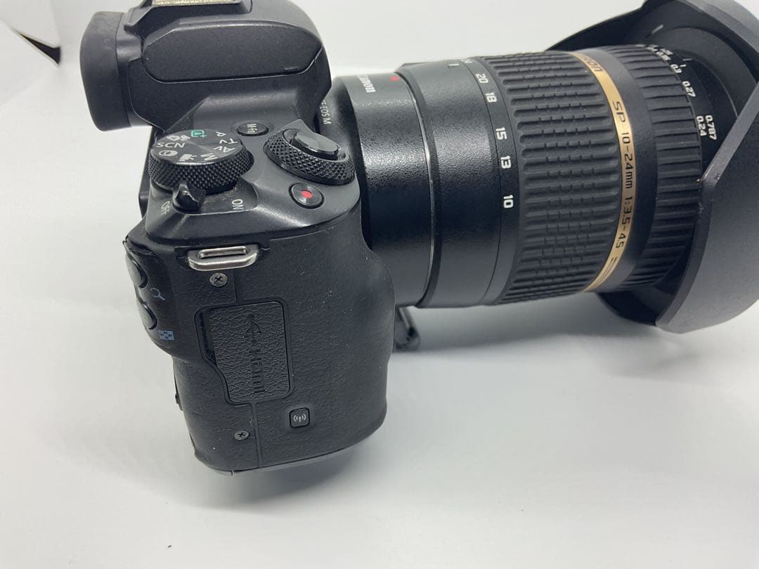 デジタルカメラ Canon EOS Kiss M + TAMRON SP 10-24mm