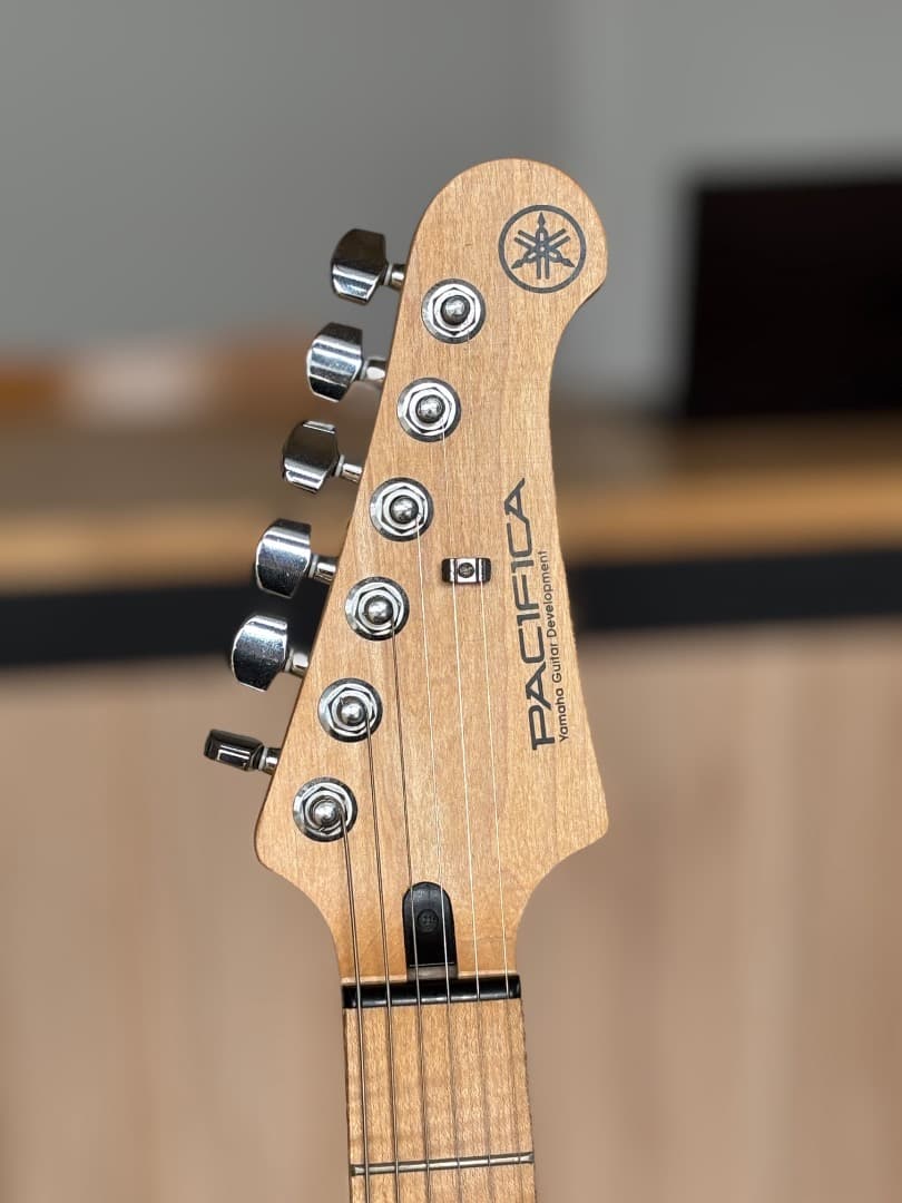 [ぺP商品] YAMAHA PACIFICA 112VMX