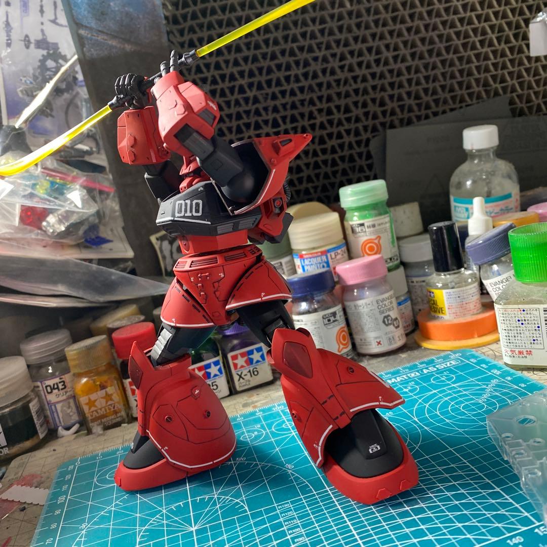 完成品　HGUC ジョニーライデン専用ゲルググ　真紅の稲妻