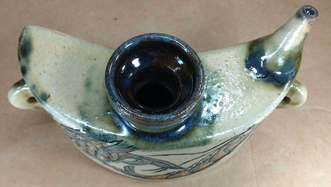 【本物保証】金城次郎 壷屋焼 抱瓶(海老魚紋) 共箱 栞 ｗ25.3㎝ 人間国宝