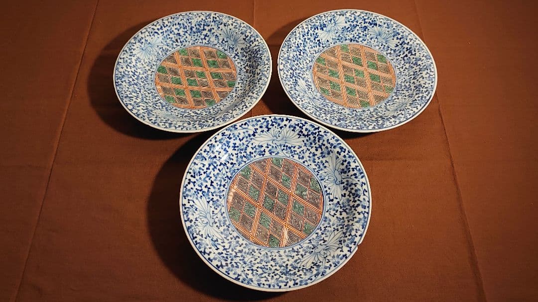 大聖寺伊万里　古伊万里　伊万里　染付　色絵　小紋　唐草文　華唐草　江戸期　３客