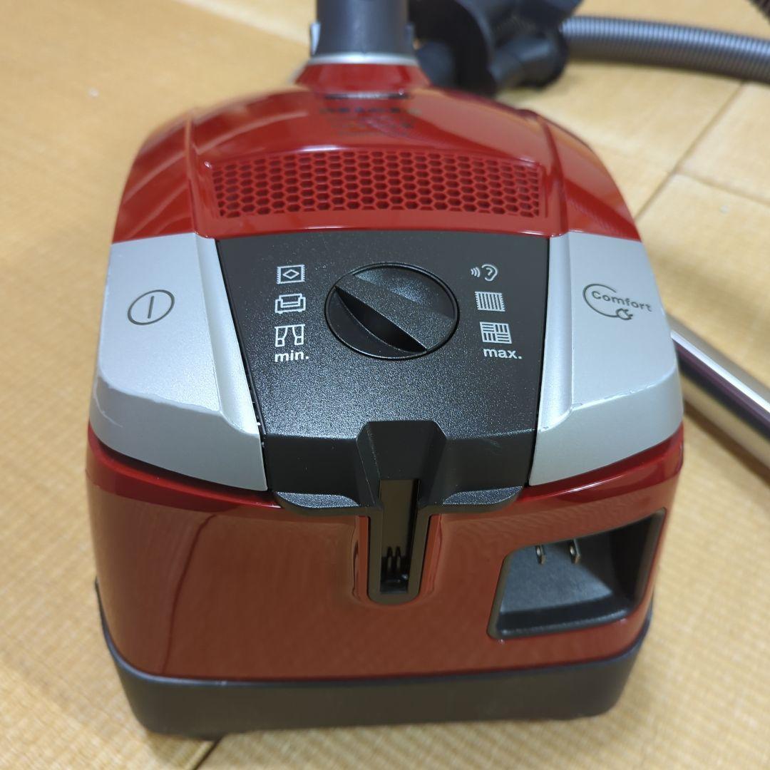 Miele Compact C2 Cat＆Dog 赤色掃除機 吸引力調整付き