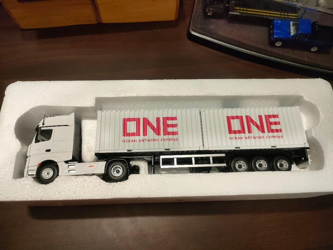 perka timemicro アクトロス コンテナ トレーラー 1/64