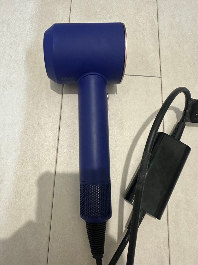 ダイソン　ヘアドライヤー