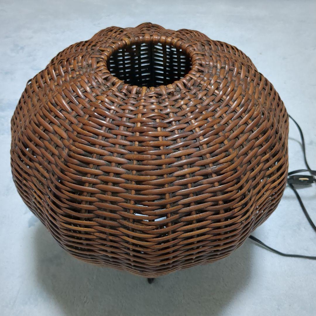 籐製　丸型　ライト　レトロ
