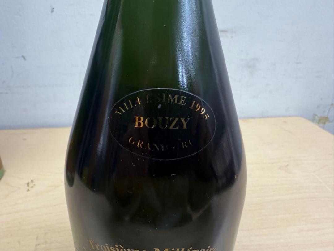 TG241☆未開栓品☆ジャンヴェッセル☆ミレジメ1995☆シャンパン☆箱付き