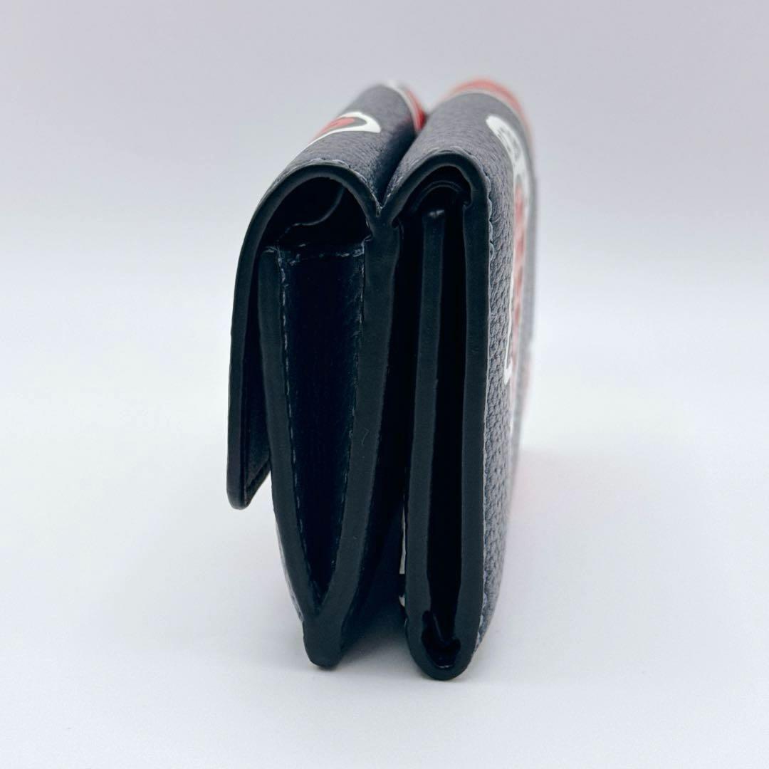 【極美品】coach コーチ 三つ折り 財布 苺 レザーネイビー