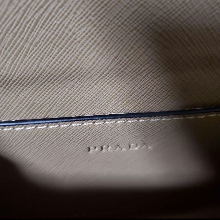 新品未使用プラダチェーンバッグショルダーバック