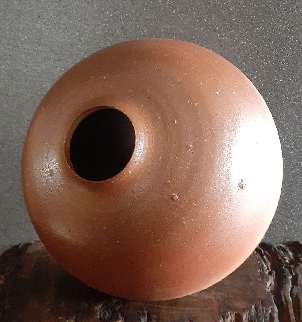 岡山県重要無形文化財【伊勢崎満】造　備前壺　共箱　父　伊勢崎陽山　弟　伊勢崎淳