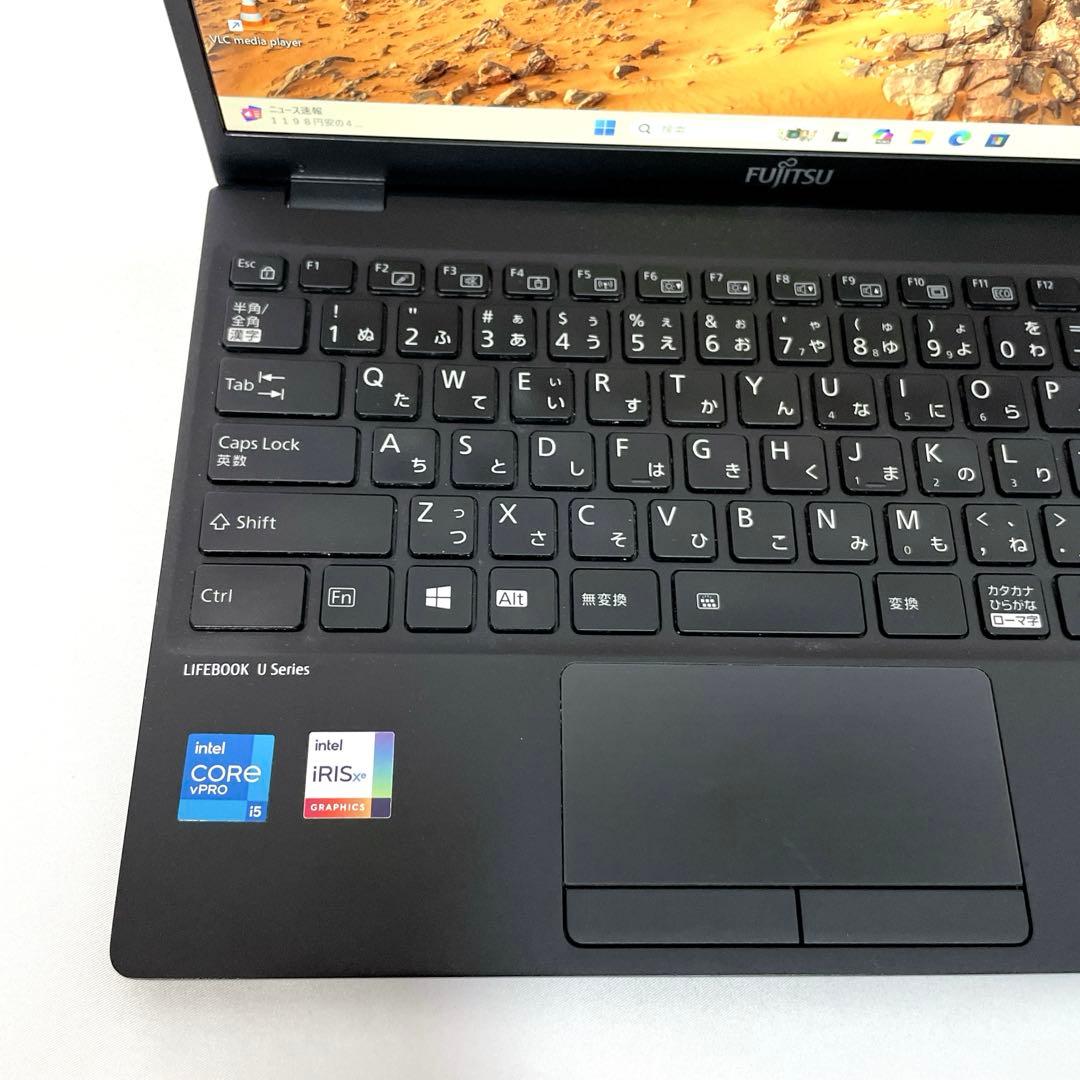 LIFEBOOK ノートPC フルHD 13インチ 高性能CPU 持ち運びにも