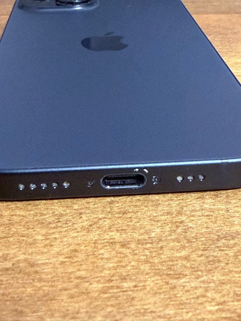 iPhone15 128GB SIMフリー ガラスフィルム付き　バッテリー88%