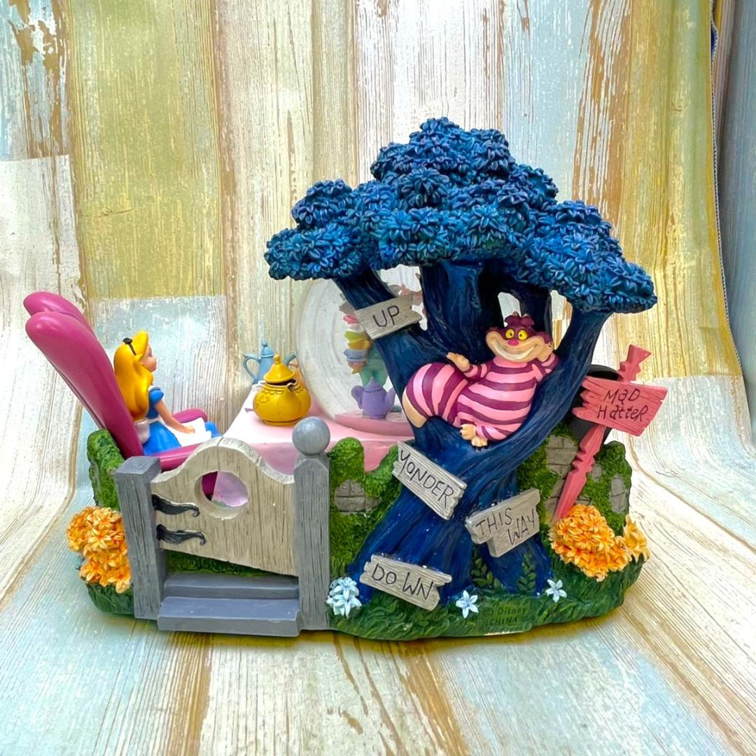ふしぎの国のアリス チェシャ猫 ティーパーティー フィギュア★スノーグローブ