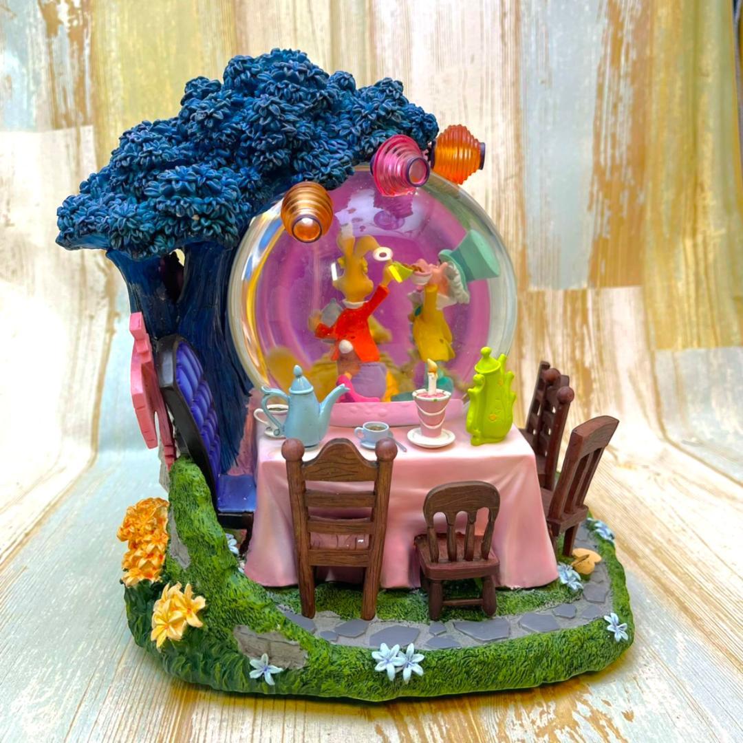 ふしぎの国のアリス チェシャ猫 ティーパーティー フィギュア★スノーグローブ