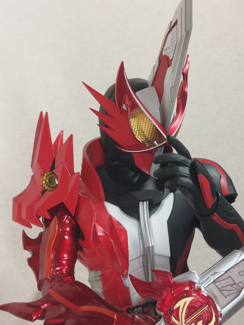 特大HEROES 仮面ライダーセイバー ブレイブドラゴン フィギュア プレバン