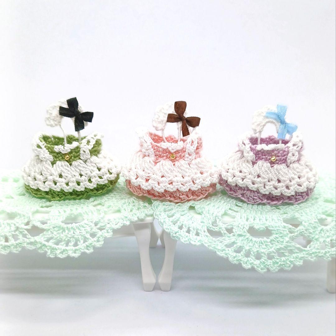 ひいページ　ミニチュアドール服　　ハンドメイドドール服