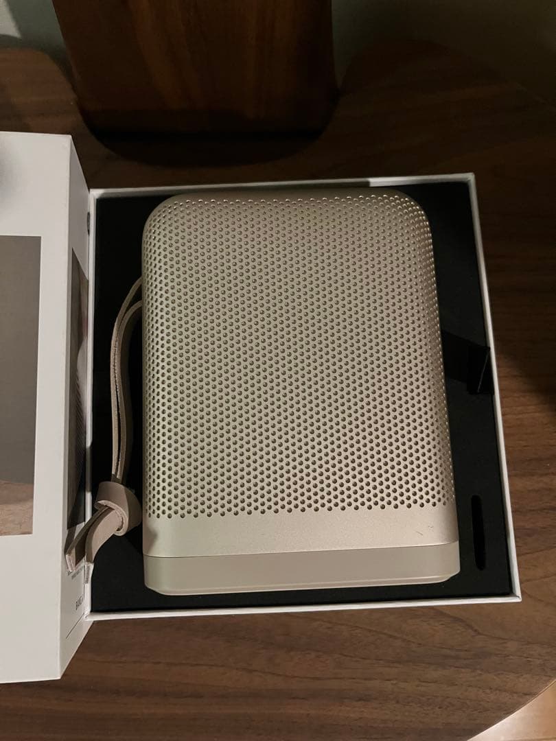 名器　B&O P6 高級Bluetoothスピーカー