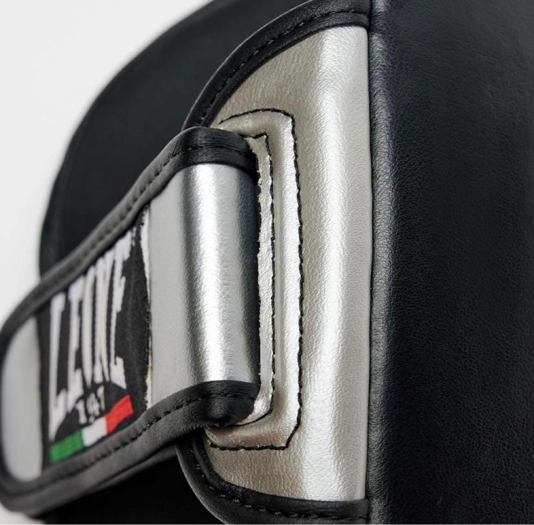 LEONE レガース　L 未使用　シンガード