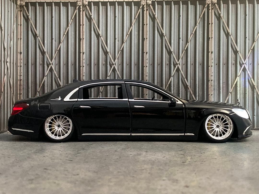 1/24メルセデスベンツE300（カスタム品）